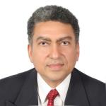 دكتور صفوت عبدالقادر استاذ الجراحة العامة والتجميل بطب جامعة القاهرة في المهندسين