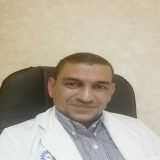 دكتور محمد سليمة استاذ م الجراحة معهد البحوث الطبية جامعة الاسكندرية في سيدي جابر