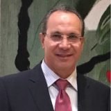 دكتور طارق عيد أخصائي عيون في التجمع
