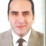 دكتور محمد مدحت سمير استشاري ورئيس قسم الأورام بمستشفي المبره و التامين الصحي باسيوط . في مدينة اسيوط