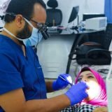دكتور أحمد عبد الستار صادق أخصائي طب وجراحة الفم والأسنان في مدينة اسيوط