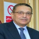 دكتور السيد عبد الرازق أستاذ جراحات التجميل والإصلاح و الليزر كليه طب طنطا في طنطا