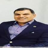 دكتور أشرف الخولي أستاذ واستشاري الجراحة العامة وجراحة الكبد وجراحة المناظير في الهرم