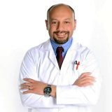 دكتور أحمد يحيى أخصائي نساء وتوليد في شبرا