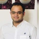 دكتور محمد مصطفي زيتون مدرس و إستشاري التوليد و أمراض النساء و العقم في الزقازيق
