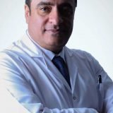 دكتور ياسر عبد الرحيم حسن أستاذ جراحات السمنة و السكر و المناظير في كلية الطب بجامعة عين في مصر الجديدة