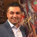 دكتور محمد عاطف أخصائي اسنان في مصر الجديدة