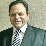 دكتور محمد عبد اللطيف حسين استشاري جراحة المخ و الاعصاب والعمود الفقري في مدينة الفيوم