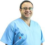 دكتور رويس ماهر أخصائي اسنان في المعادي