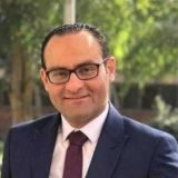 دكتور أحمد إبراهيم أمين أخصائي باطنة في التجمع