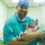 دكتور عمرو عبد الناصر أمراض النساء والتوليد و علاج العقم والحقن المجهري في لوران