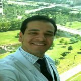 دكتور عمرو شريف أخصائي جلدية في التجمع