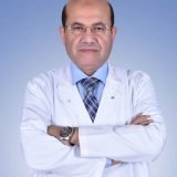 دكتور عبد العزيز الطويل أستاذ الأمراض الجلدية والتناسلية والذكورة بكلية الطب, جامعة بنها في الزقازيق