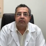 دكتور أحمد جمال أخصائي باطنية و صدر في الروضة