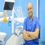 دكتور هيثم الشرقاوي استشاري أسنان أطفال دكتور اسنان متخصص في تركيبات اسنان، اسنان في لوران