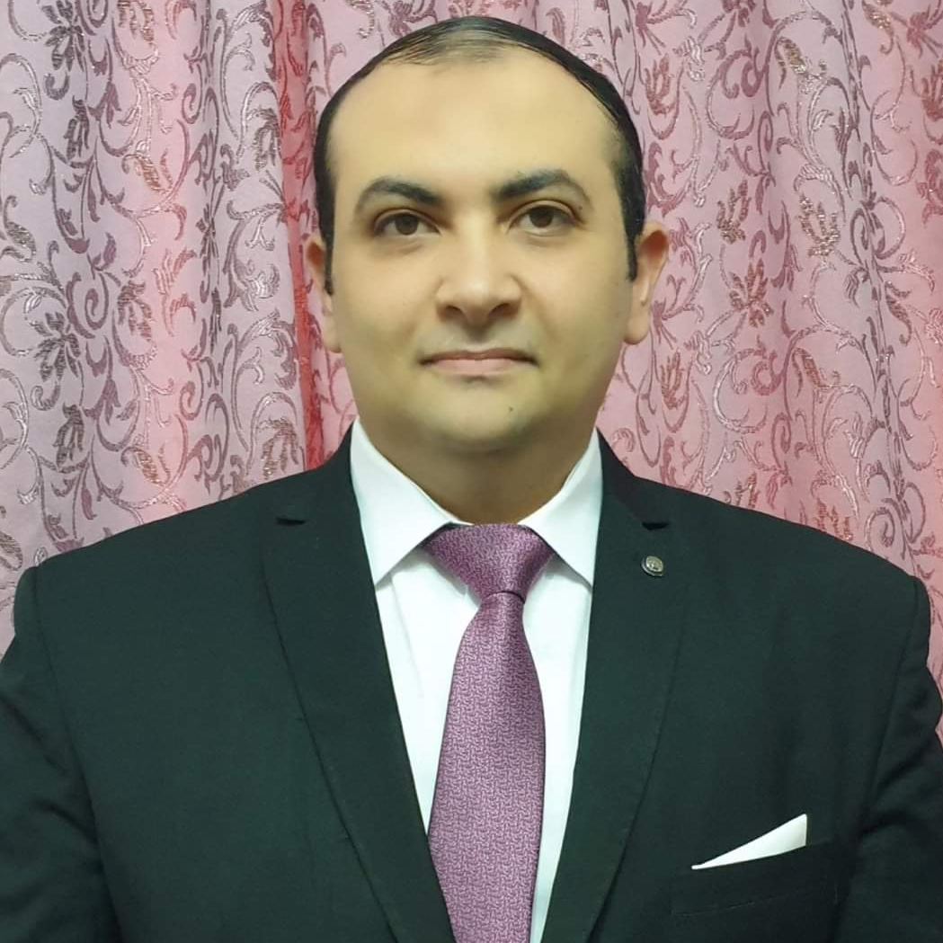 دكتور يوسف عبد الظاهر أخصائي نساء وتوليد في شبرا الخيمة