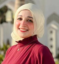 دكتورة منى مصطفي استشارى و مدرس امراض الجلدية و التجميل كلية طب القصر العينى في المهندسين