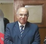 دكتور محسن سلامة محمد استاذ امراض الكبد والجهاز الهضمي والمناظير في باب اللوق