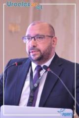 دكتور مصطفى المسيرى أستاذ جراحة ومناظير المسالك البولية والتناسلية في محطة الرمل