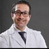دكتور محمد إكرام مدرس امراض الباطنة و الجهاز الهضمى و الكبد في المهندسين