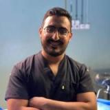 دكتور عمرو عبدالعزيز اخصائى جراحه المسالك البوليه والمناظير بمستشفى الهرم التخصصى في الهرم