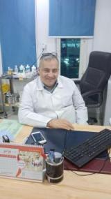 دكتور وليد برهام أستاذ الجراحة و مناظير الجهاز الهضمي في الشيخ زايد