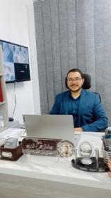 دكتور عبدالرحمن محمد الشيخ اخصائي طب الفم والاسنان في كامب شيزار