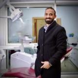 دكتور Dr.Hossam ElBanna استشاري زراعه وتجميل الاسنان في مصر الجديدة