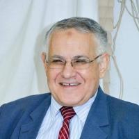 أستاذ جراحة العظام والمفاصل بكلية الطب جامعه الزقازيق
إستشارى أول جراحة اليد و الأعصاب الطرفيه