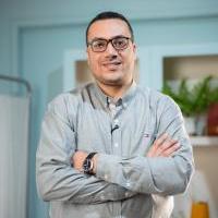 أخصائي نساء وتوليد والحقن المجهري