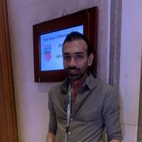 وداعا لحقنه الاسنان التقليديه أحدث أجهزه التخدير بدون الم 
أخصائي علاج جذور الاسنان 
اخصائي تجميل و زراعه الاسنان 
عضو الاكاديمية الامريكيه لزراعه و تجميل الاسنان
عضو الاكاديميه الأمريكية لعلاج جذور الاسنان
خبره 15 سنه