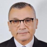 استشاري اول امراض الباطنة والكبد والحميات