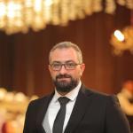 استشاري جراحة وتركيبات