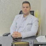 طبيب جراحه الفم والاسنان