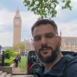 أخصائي طب الفم والاسنان