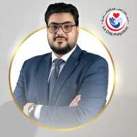 أخصائى جراحات العظام والمفاصل وإصابات الملاعب البودر المصري لجراحة العظام, زميل الكلية الملكية للجراحة "بلندن" انجلترا, ماجيستير الطب الرياضي بالقوات المسلحة بالأكاديمية الطبية العسكرية