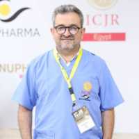 استشارى جراحه عظام والمفاصل والعمود الفقرى