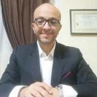 استشاري الجراحة العامة و جراحة المناظير وجراحة الليزر
زميل كلية الجراحين الملكية إنجلترا
عضو الجمعية المصرية لجراحات منظار البطن و الحوض