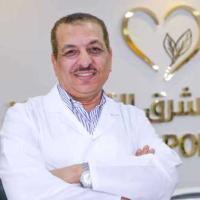 إستشاري جراحات العظام و المفاصل و جراحات اليد 
دكتوراة جراحة العظام قصر العيني ( جامعة القاهرة) 
عضو جمعية جراحة العظام المصريه EOA
عضو جمعية مناظير المفاصل المصرية