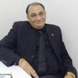 استشاري جلديه وتجميل و حاصل علي الزماله البريطانيه و زميل الجامعه الكنديه للتجميل و دكتوراه القصر العيني