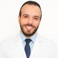 اخصائي جراحة العظام والعمود الفقري ومناظير المفاصل