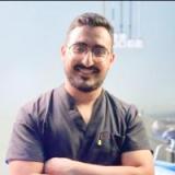 دكتور عمرو عبدالعزيز اخصائي جراحة المسالك البولية في الهرم