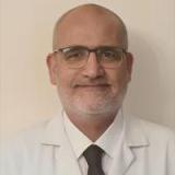 دكتور عمرو محمد طلعت أخصائي امراض الصدر والحساسية في حدائق الاهرام