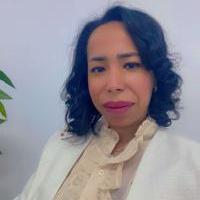 دكتورة فاطمة الزهراء حسين أخصائي علاج السمنة والنحافة ونحت القوام ماجستير التغذية في مصر الجديدة