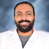 دكتور أسامة عبدالفتاح محمود أخصائي تقويم الأسنان في الدقي