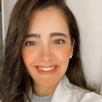 دكتورة ياسمين نبيل تخصص جراحة التجميل في الدقي