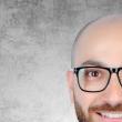 أخصائي طب وجراحات العيون والليزك