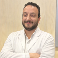 اخصائي جراحة العظام و الكسور و العمود الفقري