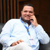 أخصائي امراض الجهاز الهضمي والمناظير و الكبد