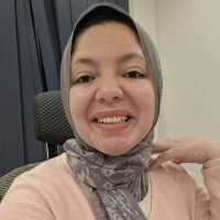 أخصائى الطب النفسي 
حاصلة على الزمالة المصرية و البورد العربي للطب النفسي ، مستشفى المعمورة للطب النفسي و معالجة نفسية